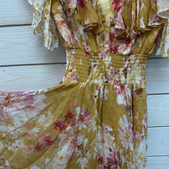 GLINER FARRAR Yellow Plunge Neck Flutter Sleeve Mini Dress Size Small - Picture 5 of 7